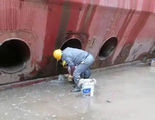 拖市镇船坞堵漏